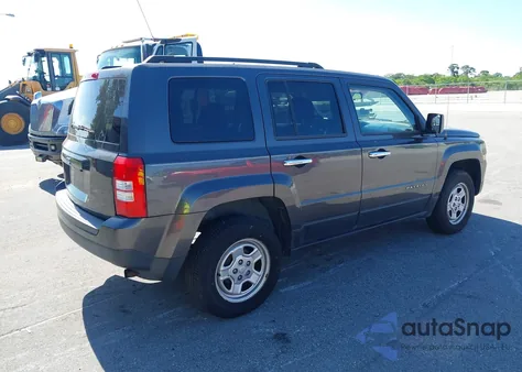 2014 Jeep Patriot Sport from USA, damaged, VIN 1C4NJPBA5ED842849